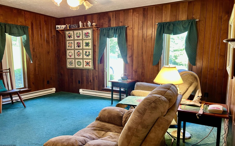 2731 BIRDS CREEK Road, Tunnelton, West Virginia 26444, 3 Bedrooms Bedrooms, 6 Rooms Rooms,2 BathroomsBathrooms,Single Family Detached,For Sale,BIRDS CREEK,10160847