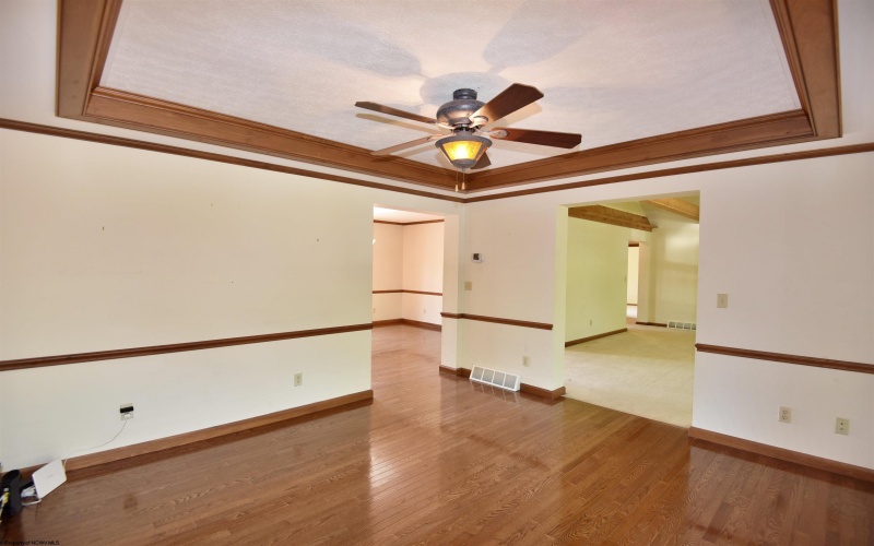 5984 Green Valley Road, Bridgeport, West Virginia 26330, 3 Bedrooms Bedrooms, 6 Rooms Rooms,2 BathroomsBathrooms,Single Family Detached,For Sale,Green Valley,10160853