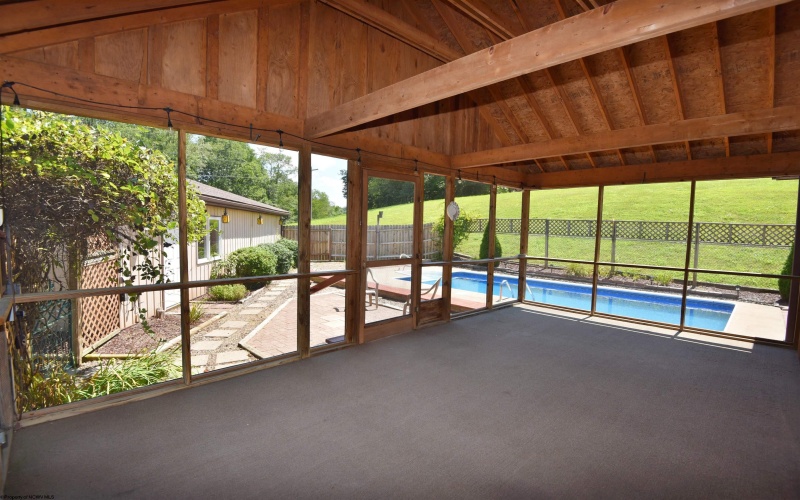5984 Green Valley Road, Bridgeport, West Virginia 26330, 3 Bedrooms Bedrooms, 6 Rooms Rooms,2 BathroomsBathrooms,Single Family Detached,For Sale,Green Valley,10160853