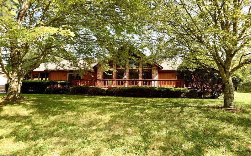 5984 Green Valley Road, Bridgeport, West Virginia 26330, 3 Bedrooms Bedrooms, 6 Rooms Rooms,2 BathroomsBathrooms,Single Family Detached,For Sale,Green Valley,10160853
