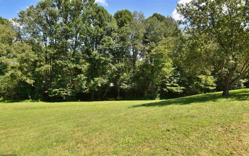 5984 Green Valley Road, Bridgeport, West Virginia 26330, 3 Bedrooms Bedrooms, 6 Rooms Rooms,2 BathroomsBathrooms,Single Family Detached,For Sale,Green Valley,10160853