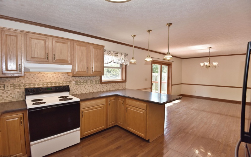 5984 Green Valley Road, Bridgeport, West Virginia 26330, 3 Bedrooms Bedrooms, 6 Rooms Rooms,2 BathroomsBathrooms,Single Family Detached,For Sale,Green Valley,10160853