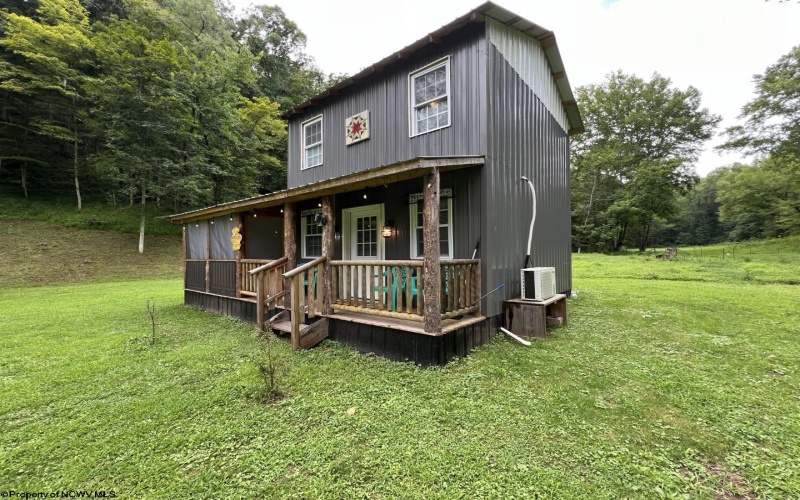 35 McIntyre Road, Center Point, West Virginia 26339, 2 Bedrooms Bedrooms, 5 Rooms Rooms,1 BathroomBathrooms,Single Family Detached,For Sale,McIntyre,10160843