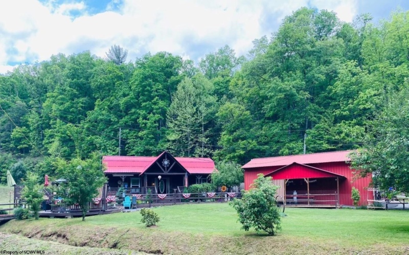 35 McIntyre Road, Center Point, West Virginia 26339, 2 Bedrooms Bedrooms, 5 Rooms Rooms,1 BathroomBathrooms,Single Family Detached,For Sale,McIntyre,10160843