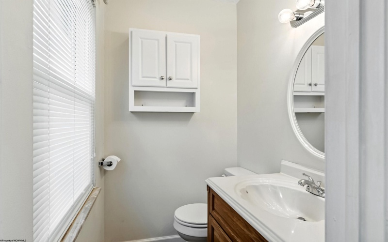 42 Estate Drive, Morgantown, West Virginia 26508, 3 Bedrooms Bedrooms, 7 Rooms Rooms,2 BathroomsBathrooms,Single Family Detached,For Sale,Estate,10160850