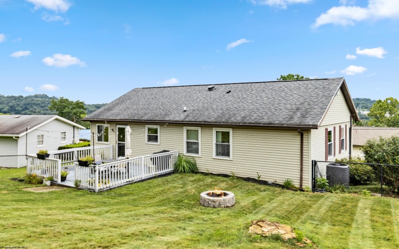 42 Estate Drive, Morgantown, West Virginia 26508, 3 Bedrooms Bedrooms, 7 Rooms Rooms,2 BathroomsBathrooms,Single Family Detached,For Sale,Estate,10160850