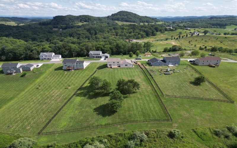 575 Auburn Lane, Flemington, West Virginia 26347, 5 Bedrooms Bedrooms, 10 Rooms Rooms,3 BathroomsBathrooms,Single Family Detached,For Sale,Auburn,10160848