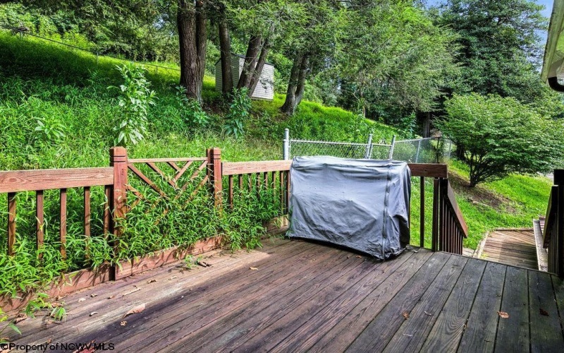 360 Lake Floyd Circle, Bristol, West Virginia 26426-0000, 2 Bedrooms Bedrooms, 6 Rooms Rooms,1 BathroomBathrooms,Single Family Detached,For Sale,Lake Floyd,10160858