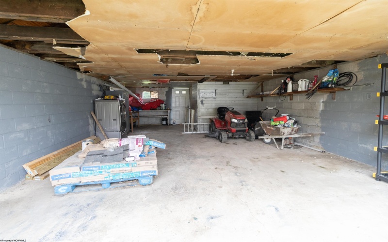8630 Southern Avenue, Stonewood, West Virginia 26301, 2 Bedrooms Bedrooms, 6 Rooms Rooms,2 BathroomsBathrooms,Single Family Detached,For Sale,Southern,10160859