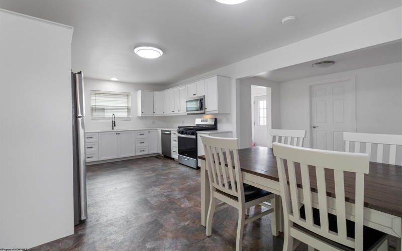 8630 Southern Avenue, Stonewood, West Virginia 26301, 2 Bedrooms Bedrooms, 6 Rooms Rooms,2 BathroomsBathrooms,Single Family Detached,For Sale,Southern,10160859