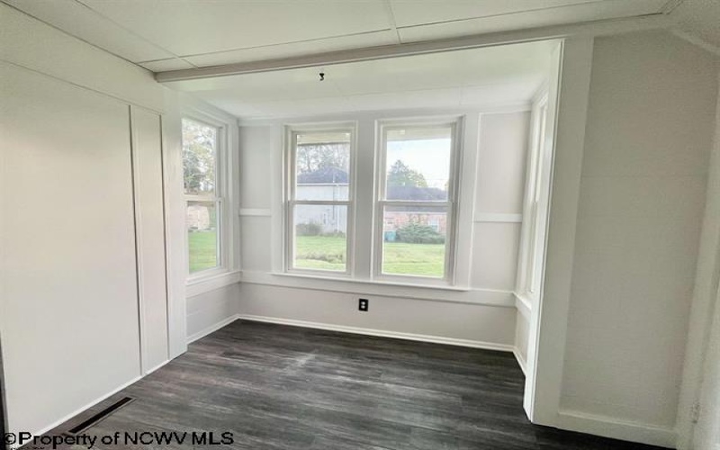 428 James Street, Bridgeport, West Virginia 26330, 3 Bedrooms Bedrooms, 9 Rooms Rooms,1 BathroomBathrooms,Single Family Detached,For Sale,James,10160880
