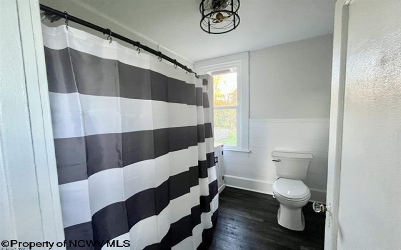 428 James Street, Bridgeport, West Virginia 26330, 3 Bedrooms Bedrooms, 9 Rooms Rooms,1 BathroomBathrooms,Single Family Detached,For Sale,James,10160880
