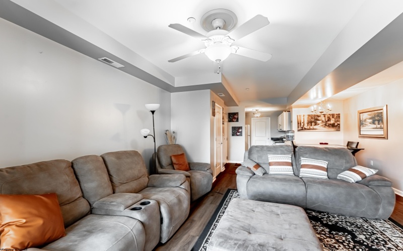 1117 University Avenue, Morgantown, West Virginia 26505, 2 Bedrooms Bedrooms, 5 Rooms Rooms,2 BathroomsBathrooms,Single Family Attached,For Sale,University,10160866