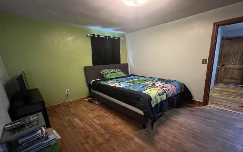 516 Brushy Fork Road, Bridgeport, West Virginia 26330, 3 Bedrooms Bedrooms, 5 Rooms Rooms,1 BathroomBathrooms,Single Family Detached,For Sale,Brushy Fork,10160870