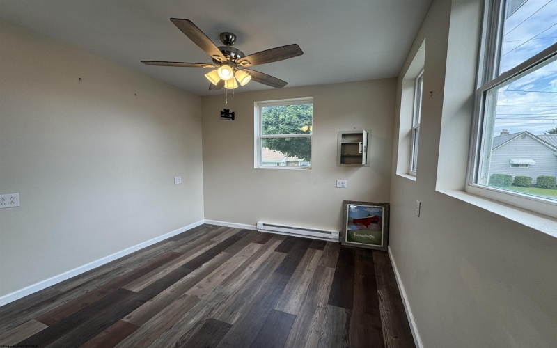 301 High Street, Barrackville, West Virginia 26559, 2 Bedrooms Bedrooms, 7 Rooms Rooms,1 BathroomBathrooms,Single Family Detached,For Sale,High,10160869