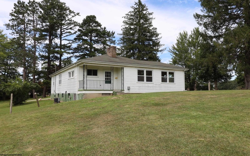1360 Chenoweth Creek Road, Elkins, West Virginia 26241, 4 Bedrooms Bedrooms, 7 Rooms Rooms,1 BathroomBathrooms,Single Family Detached,For Sale,Chenoweth Creek,10160875