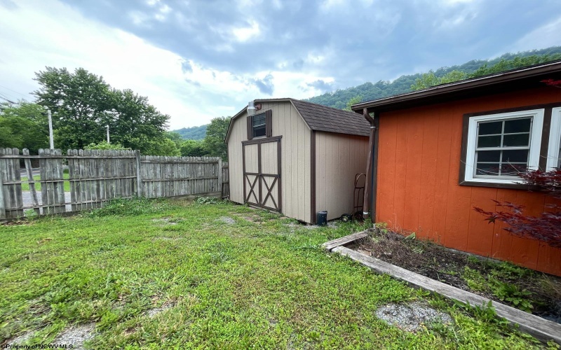 3165 Springfield Pike, Springfield, West Virginia 26763, 3 Bedrooms Bedrooms, 6 Rooms Rooms,2 BathroomsBathrooms,Single Family Detached,For Sale,Springfield,10160861