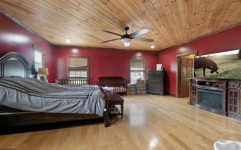 857 Gawthrop Road, Grafton, West Virginia 26354, 4 Bedrooms Bedrooms, 7 Rooms Rooms,2 BathroomsBathrooms,Single Family Detached,For Sale,Gawthrop,10160871