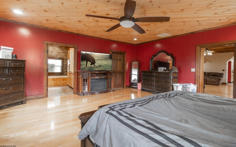 857 Gawthrop Road, Grafton, West Virginia 26354, 4 Bedrooms Bedrooms, 7 Rooms Rooms,2 BathroomsBathrooms,Single Family Detached,For Sale,Gawthrop,10160871
