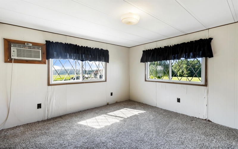 1526 Zinn Chapel Road, Reedsville, West Virginia 26547-7434, 2 Bedrooms Bedrooms, 7 Rooms Rooms,2 BathroomsBathrooms,Single Family Detached,For Sale,Zinn Chapel,10160874