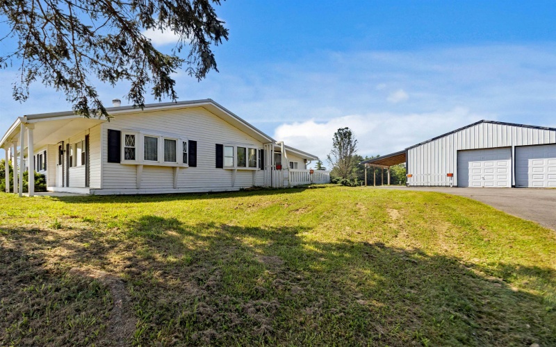 1526 Zinn Chapel Road, Reedsville, West Virginia 26547-7434, 2 Bedrooms Bedrooms, 7 Rooms Rooms,2 BathroomsBathrooms,Single Family Detached,For Sale,Zinn Chapel,10160874