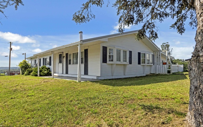 1526 Zinn Chapel Road, Reedsville, West Virginia 26547-7434, 2 Bedrooms Bedrooms, 7 Rooms Rooms,2 BathroomsBathrooms,Single Family Detached,For Sale,Zinn Chapel,10160874