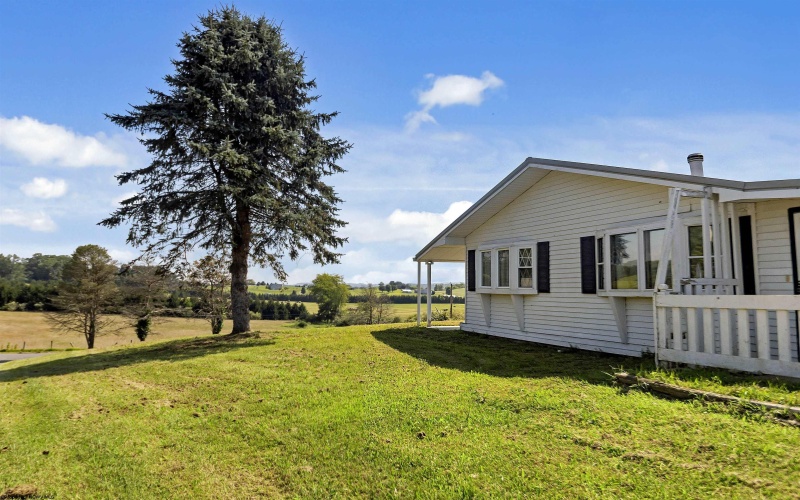 1526 Zinn Chapel Road, Reedsville, West Virginia 26547-7434, 2 Bedrooms Bedrooms, 7 Rooms Rooms,2 BathroomsBathrooms,Single Family Detached,For Sale,Zinn Chapel,10160874