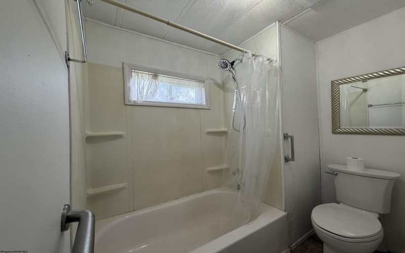 189 Grove Avenue, Reedsville, West Virginia 26547, 3 Bedrooms Bedrooms, 6 Rooms Rooms,2 BathroomsBathrooms,Single Family Detached,For Sale,Grove,10160882