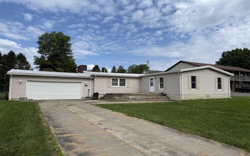 189 Grove Avenue, Reedsville, West Virginia 26547, 3 Bedrooms Bedrooms, 6 Rooms Rooms,2 BathroomsBathrooms,Single Family Detached,For Sale,Grove,10160882