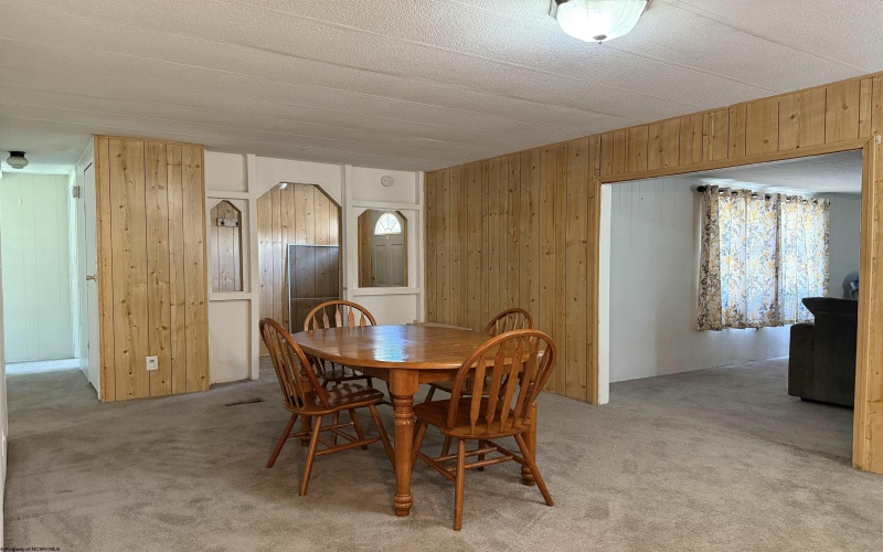 189 Grove Avenue, Reedsville, West Virginia 26547, 3 Bedrooms Bedrooms, 6 Rooms Rooms,2 BathroomsBathrooms,Single Family Detached,For Sale,Grove,10160882