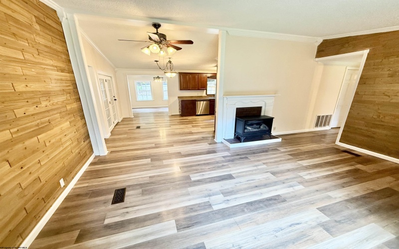 162 Mohans Run Road, Mannington, West Virginia 26582, 4 Bedrooms Bedrooms, 8 Rooms Rooms,2 BathroomsBathrooms,Single Family Detached,For Sale,Mohans Run,10160881