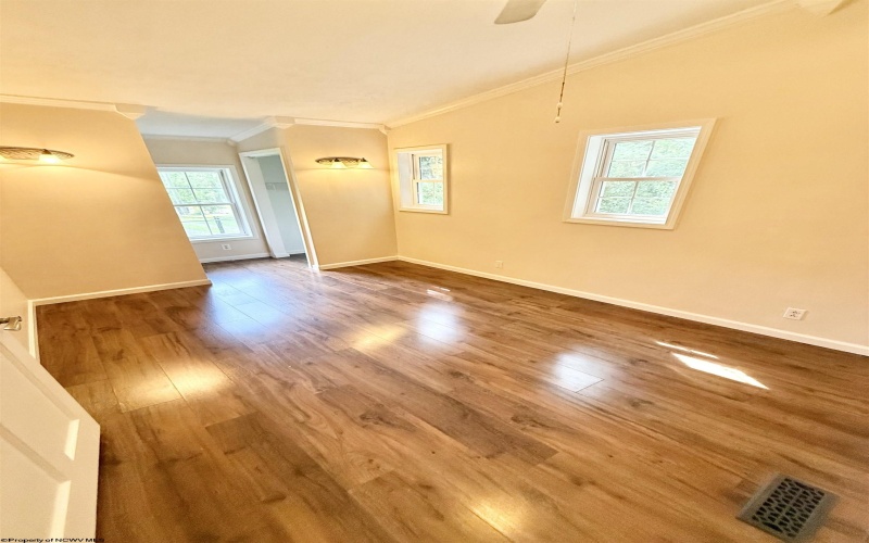 162 Mohans Run Road, Mannington, West Virginia 26582, 4 Bedrooms Bedrooms, 8 Rooms Rooms,2 BathroomsBathrooms,Single Family Detached,For Sale,Mohans Run,10160881