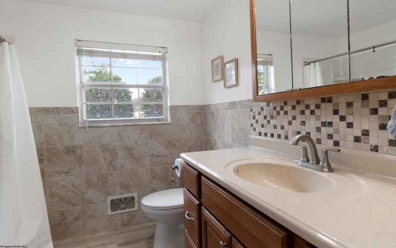 3 Millbrook Road, Bridgeport, West Virginia 26330, 4 Bedrooms Bedrooms, 9 Rooms Rooms,1 BathroomBathrooms,Single Family Detached,For Sale,Millbrook,10160896