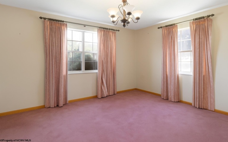 3 Millbrook Road, Bridgeport, West Virginia 26330, 4 Bedrooms Bedrooms, 9 Rooms Rooms,1 BathroomBathrooms,Single Family Detached,For Sale,Millbrook,10160896