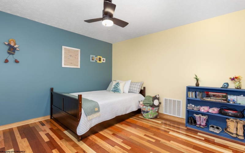 409 Aster Drive, Terra Alta, West Virginia 26764, 2 Bedrooms Bedrooms, 6 Rooms Rooms,2 BathroomsBathrooms,Single Family Detached,For Sale,Aster,10160890