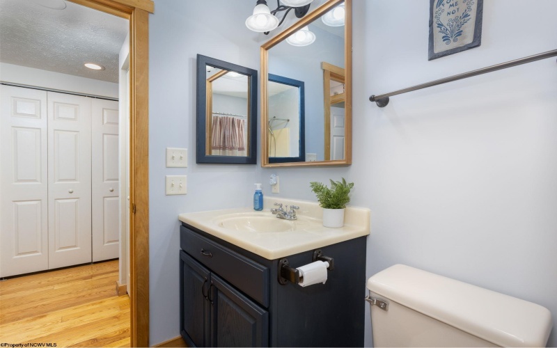 409 Aster Drive, Terra Alta, West Virginia 26764, 2 Bedrooms Bedrooms, 6 Rooms Rooms,2 BathroomsBathrooms,Single Family Detached,For Sale,Aster,10160890