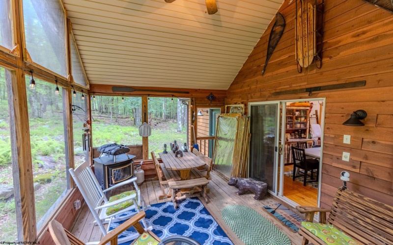 409 Aster Drive, Terra Alta, West Virginia 26764, 2 Bedrooms Bedrooms, 6 Rooms Rooms,2 BathroomsBathrooms,Single Family Detached,For Sale,Aster,10160890
