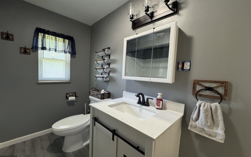 237 Newton Avenue, Bridgeport, West Virginia 26330, 3 Bedrooms Bedrooms, 6 Rooms Rooms,1 BathroomBathrooms,Single Family Detached,For Sale,Newton,10160895