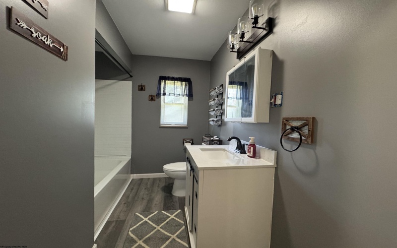 237 Newton Avenue, Bridgeport, West Virginia 26330, 3 Bedrooms Bedrooms, 6 Rooms Rooms,1 BathroomBathrooms,Single Family Detached,For Sale,Newton,10160895