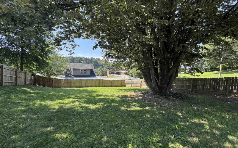 237 Newton Avenue, Bridgeport, West Virginia 26330, 3 Bedrooms Bedrooms, 6 Rooms Rooms,1 BathroomBathrooms,Single Family Detached,For Sale,Newton,10160895