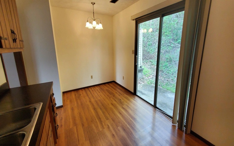 1236 Van Voorhis Road, Morgantown, West Virginia 26505, 2 Bedrooms Bedrooms, 4 Rooms Rooms,2 BathroomsBathrooms,Residential Rentals,For Rent,Van Voorhis,10160894