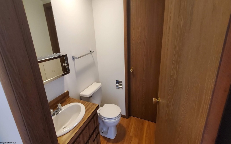 1236 Van Voorhis Road, Morgantown, West Virginia 26505, 2 Bedrooms Bedrooms, 4 Rooms Rooms,2 BathroomsBathrooms,Residential Rentals,For Rent,Van Voorhis,10160894