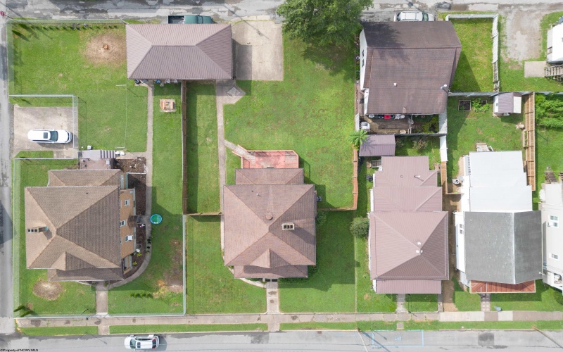339 Court Avenue, Weston, West Virginia 26452, 3 Bedrooms Bedrooms, 9 Rooms Rooms,1 BathroomBathrooms,Single Family Detached,For Sale,Court,10160889