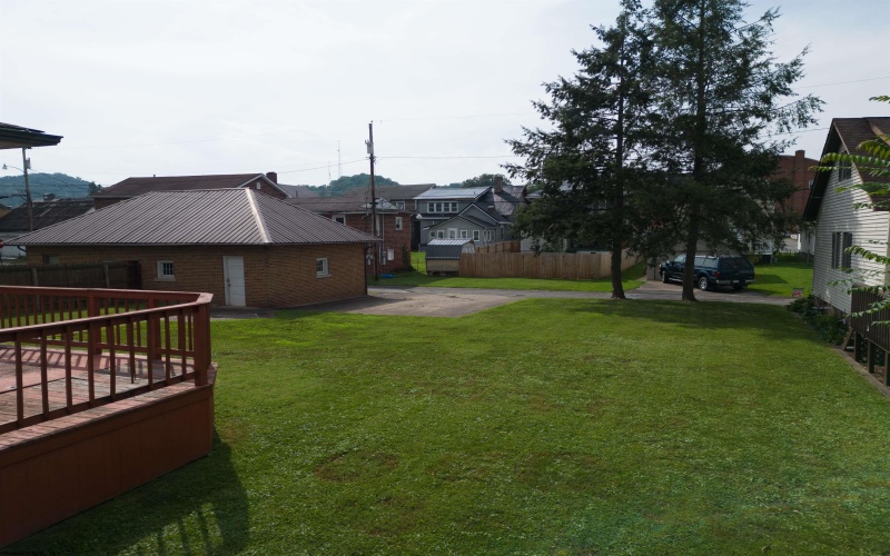339 Court Avenue, Weston, West Virginia 26452, 3 Bedrooms Bedrooms, 9 Rooms Rooms,1 BathroomBathrooms,Single Family Detached,For Sale,Court,10160889