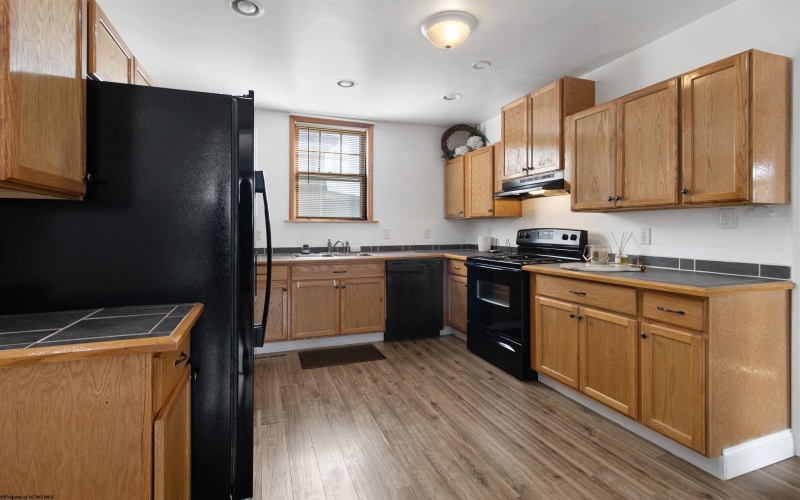 339 Court Avenue, Weston, West Virginia 26452, 3 Bedrooms Bedrooms, 9 Rooms Rooms,1 BathroomBathrooms,Single Family Detached,For Sale,Court,10160889