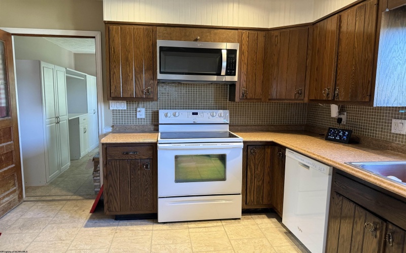 84 Allen Street, Hepzibah, West Virginia 26369, 2 Bedrooms Bedrooms, 5 Rooms Rooms,1 BathroomBathrooms,Single Family Detached,For Sale,Allen,10160893