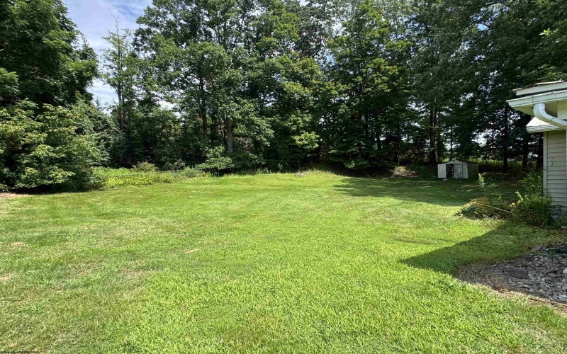 100 Dee Street, Fairmont, West Virginia 26554, 3 Bedrooms Bedrooms, 6 Rooms Rooms,2 BathroomsBathrooms,Single Family Detached,For Sale,Dee,10160900