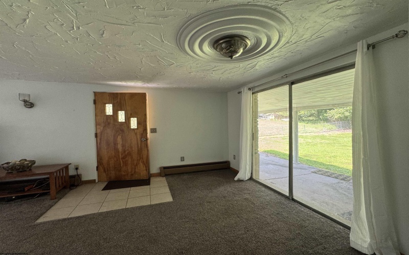 100 Dee Street, Fairmont, West Virginia 26554, 3 Bedrooms Bedrooms, 6 Rooms Rooms,2 BathroomsBathrooms,Single Family Detached,For Sale,Dee,10160900