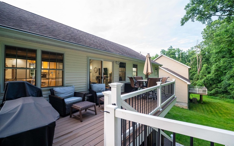 106 Ruidosa Lane, Morgantown, West Virginia 26508, 3 Bedrooms Bedrooms, 7 Rooms Rooms,3 BathroomsBathrooms,Single Family Detached,For Sale,Ruidosa,10160915