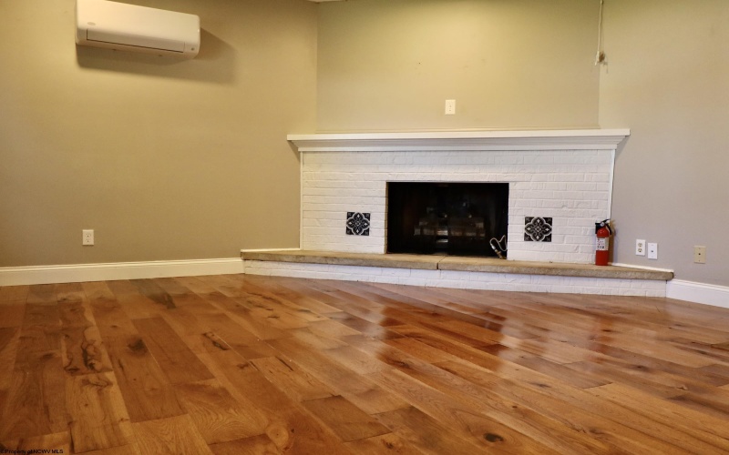 124 Riverview Drive, Elkins, West Virginia 26241, 4 Bedrooms Bedrooms, 7 Rooms Rooms,2 BathroomsBathrooms,Single Family Detached,For Sale,Riverview,10158787